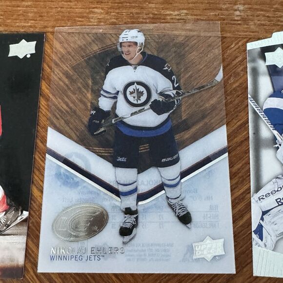 NHL Hockey Cards 12 Card Lot - Picture 3 of 13